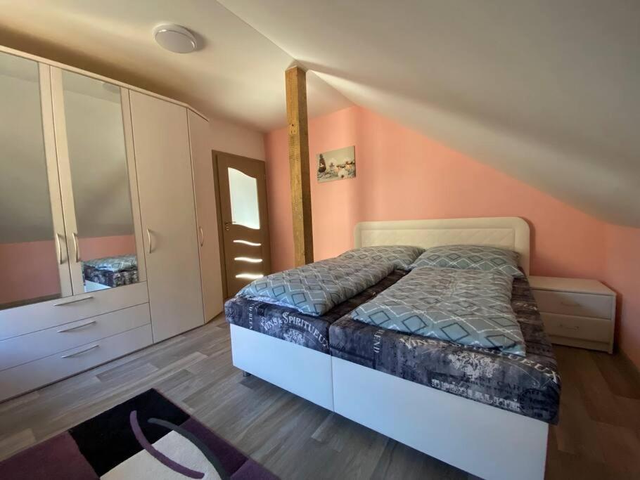 Apartment Krusnohorsky